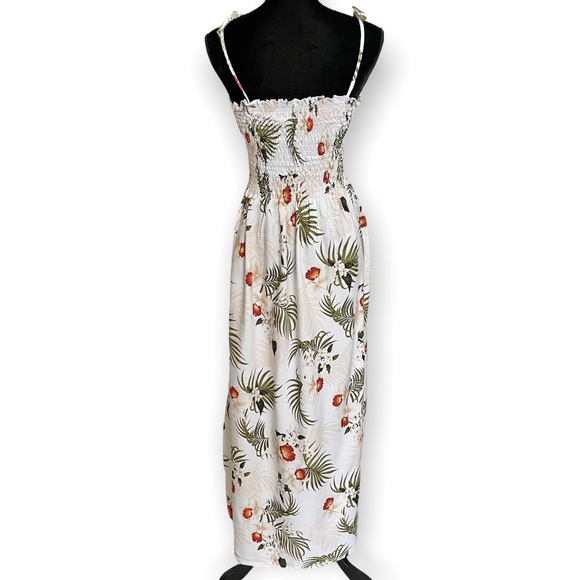 MD Fashion womens Hawaiian floral smocked maxi dress cream size Large beach pool - Picture 6 of 10